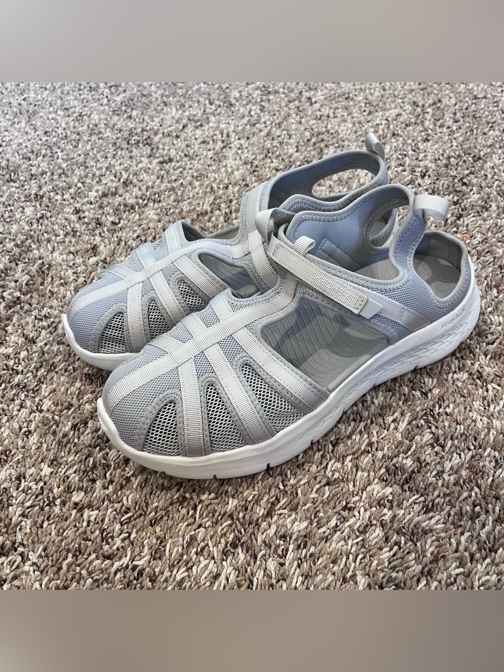 Skechers On The Go Go Walk Flex-Jill Women's Sandal Gray Size 11 Goga Mat
